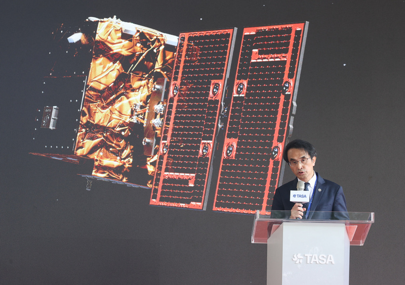 進軍全球太空產業敲門磚 台灣「獵風者」成功通聯  蔡英文法文傳記出版！作者月底來台 大談他眼中的「非典型女總統」