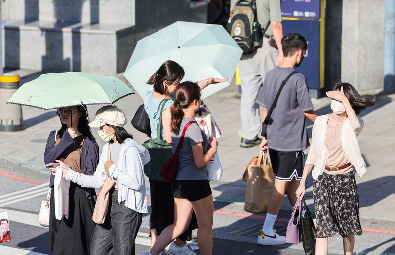 高溫36度以上 中部以北及山區留意午後大雨