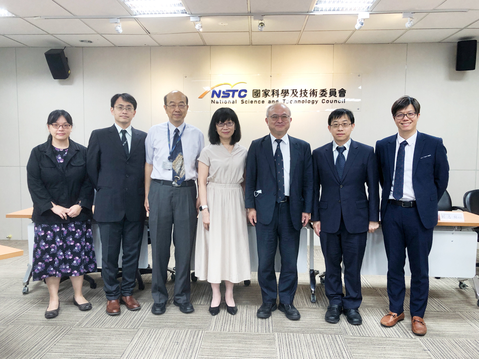 幽門螺旋桿菌精準治療 台醫界研究登頂尖期刊封面