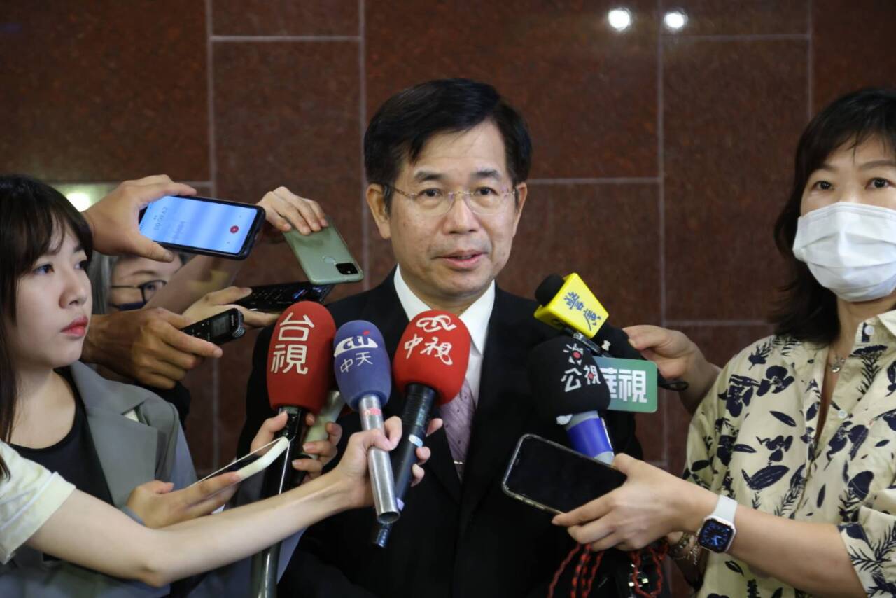 潘文忠：學生校外實習指導人員擬納《性平教育法》規範