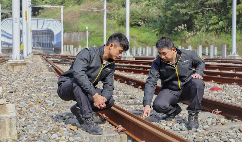 新北河濱公園預防性撤離 北捷露天路段將視風力營運