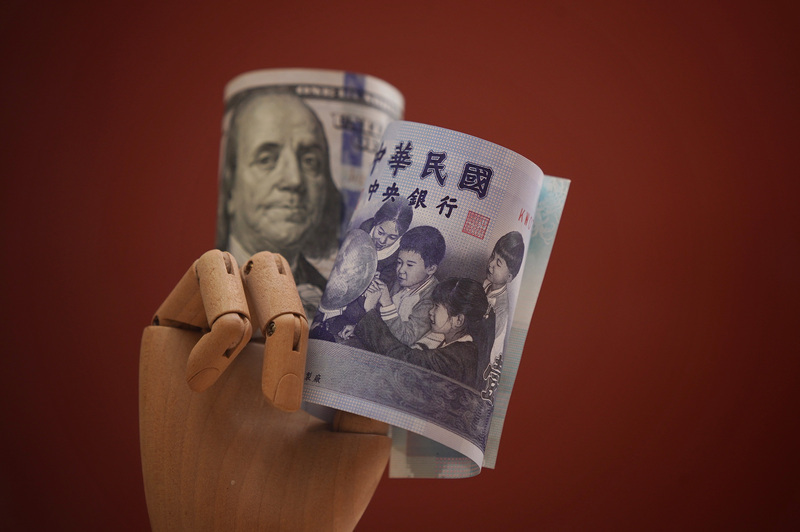 就是強！新台幣重見「30」字頭 專家：2大因素推升