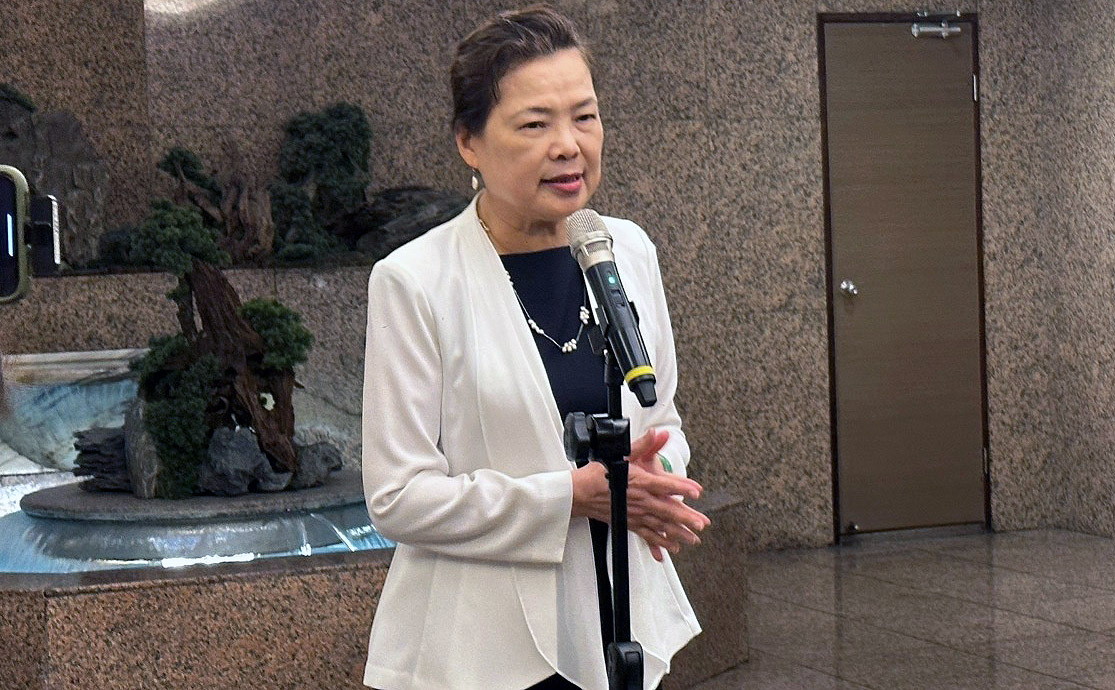 將交棒郭智輝 王美花：以創新力量帶來新氣象