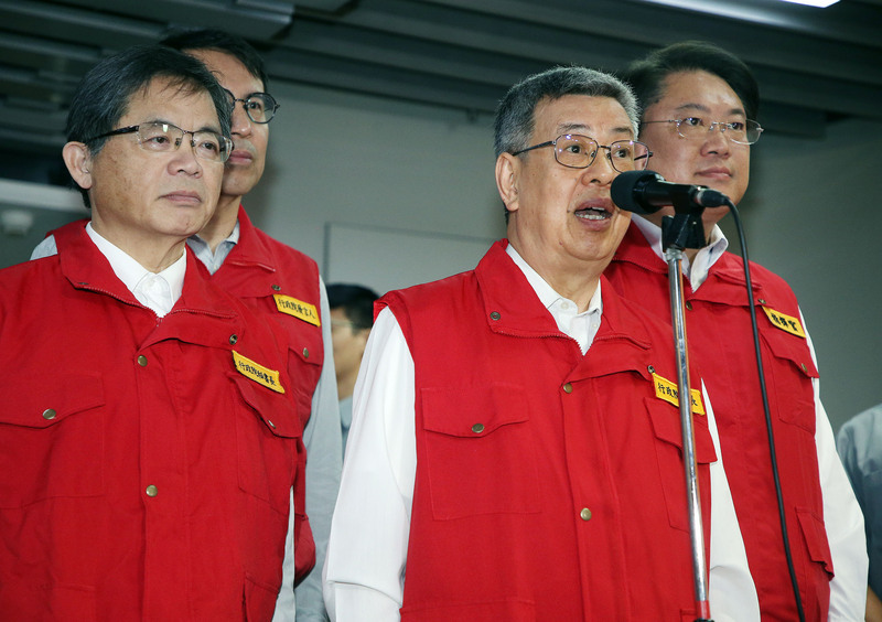雙北基宜將發陸警 陳建仁：卡努逢大潮 易淹水地區須防範