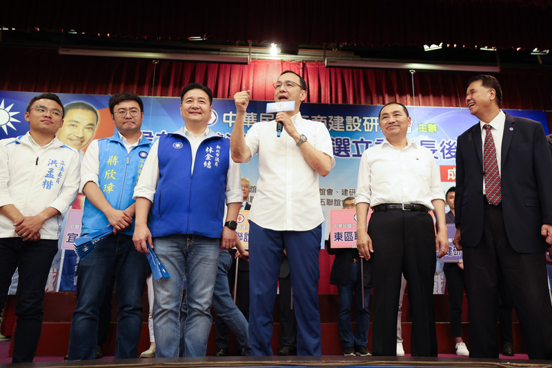 向郭台銘喊話 朱立倫：分裂就是幫民進黨放鞭炮