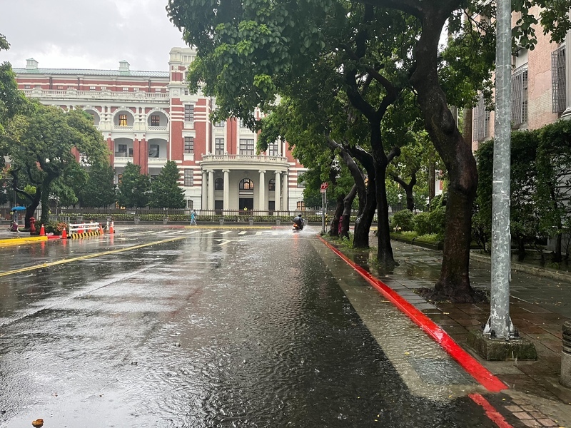 總統府周邊遇雨即淹 營建署：北市改善方案9月底可完成