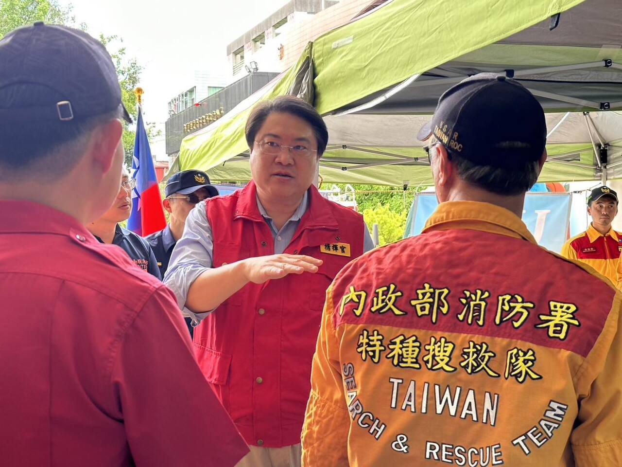 南投土石流 林右昌：鄭文燦致電提醒災情 許淑華還在跑攤