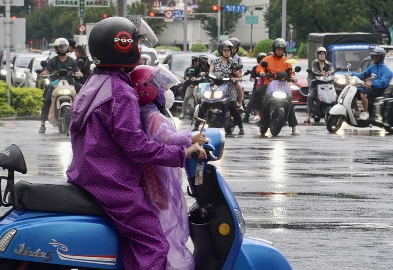 各地降雨機率高  中南部留意強降雨