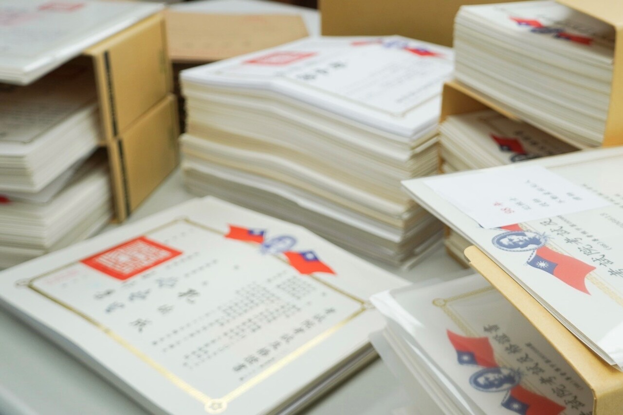 逾萬張國考及格證書未領 試院：領紙本11/30前提出