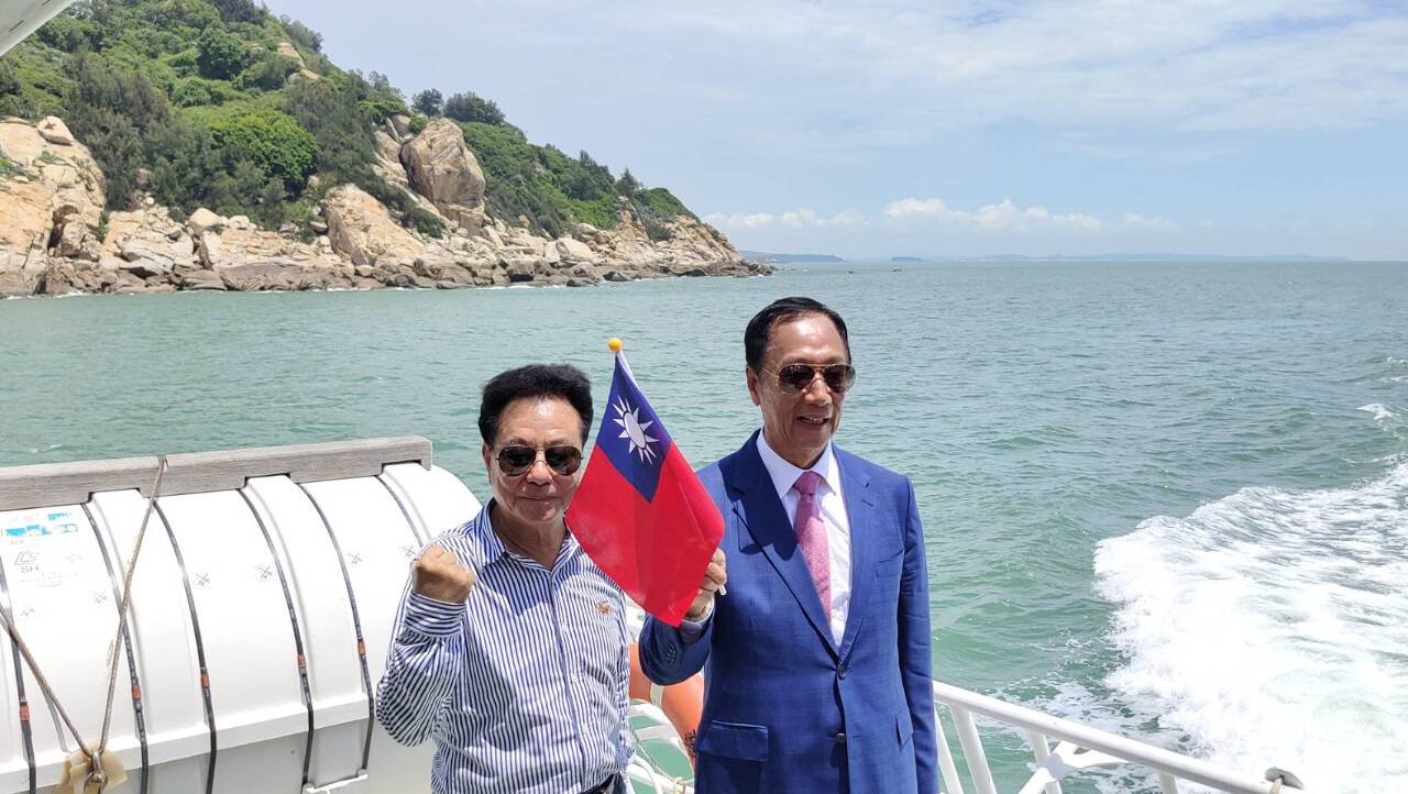 走訪金門仍不鬆口是否參選 郭台銘：不久將來會說明