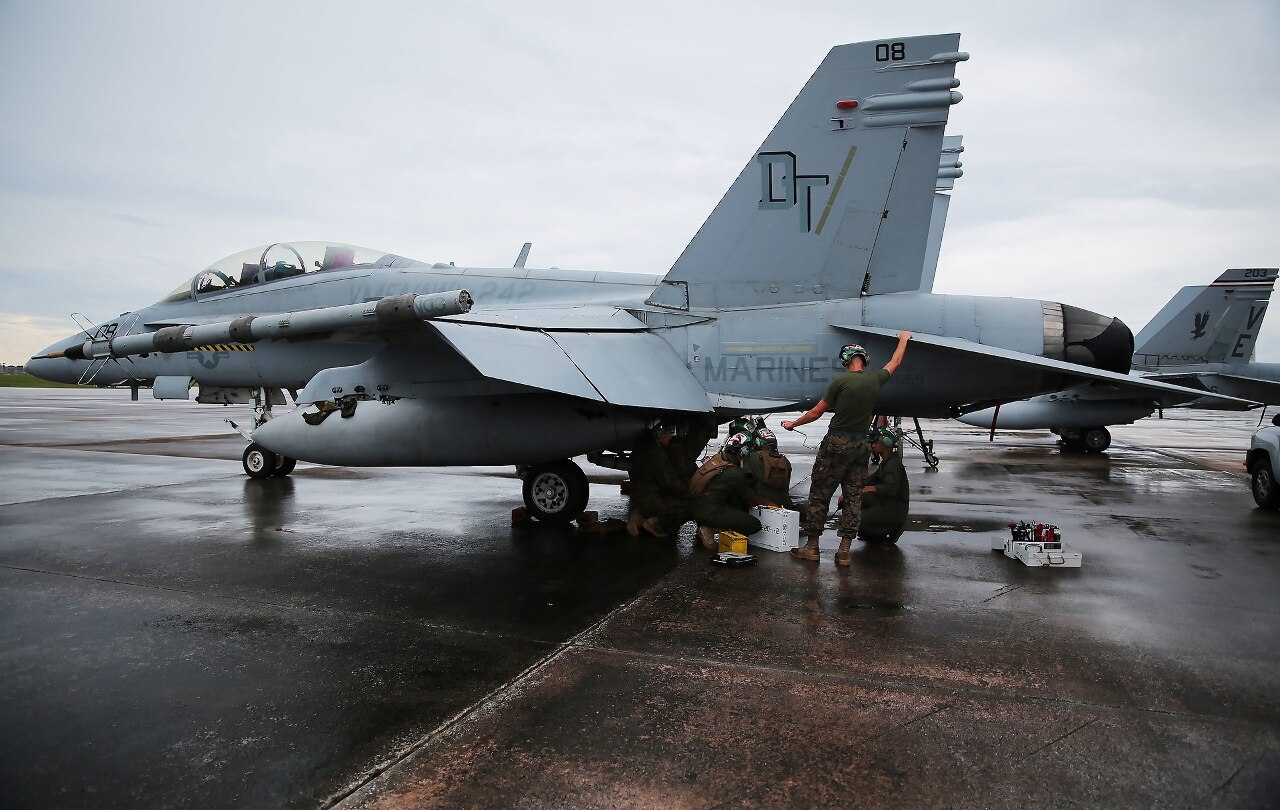 美F/A-18D戰機深夜墜毀 陸戰隊飛官罹難