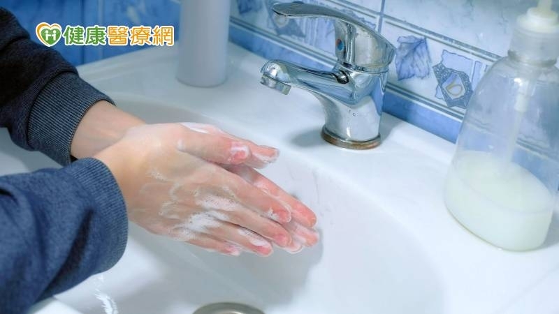 老覺得手不乾淨一直洗？小心是「2疾病」上身