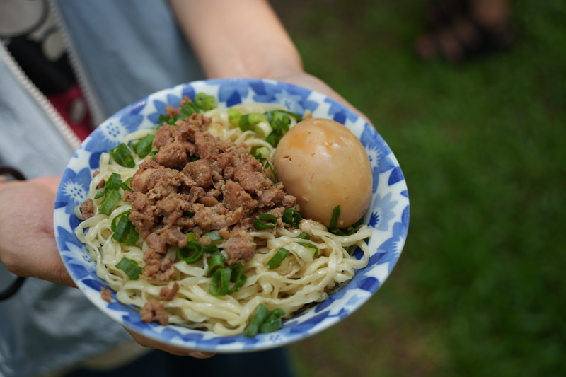 民主是什麼味道? 用這些食物隱喻十五段勇敢的故事