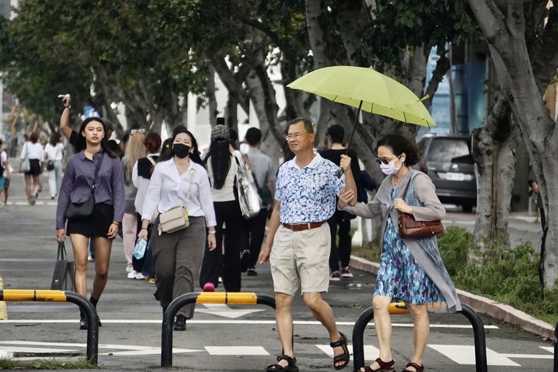 水氣減迎風面降雨趨緩  中南部日夜溫差大