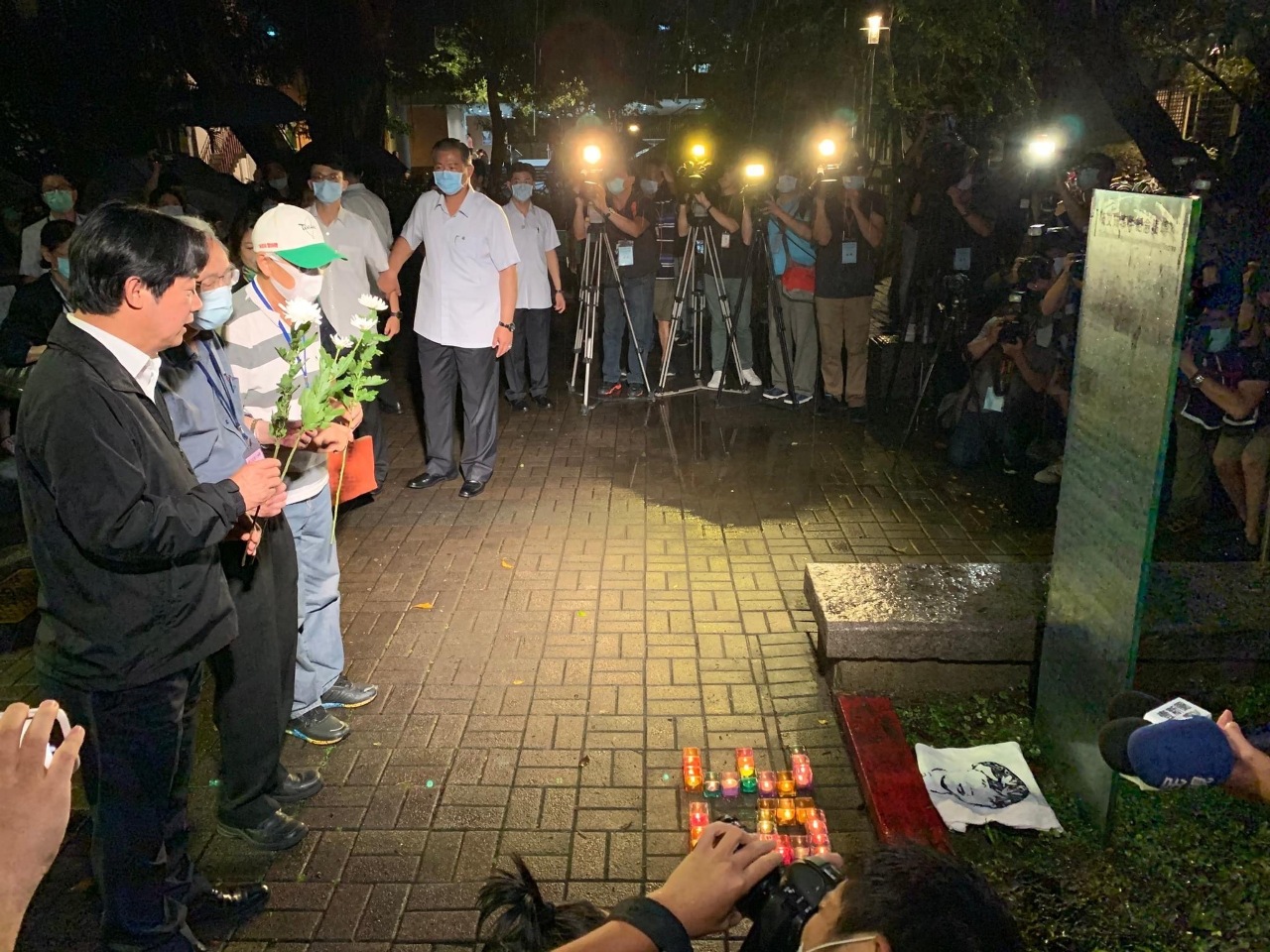 不捨蔡焜霖辭世 賴清德：自由民主得來不易