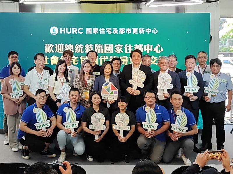 總統：社宅推動漸入佳境 續推友善年輕人政策