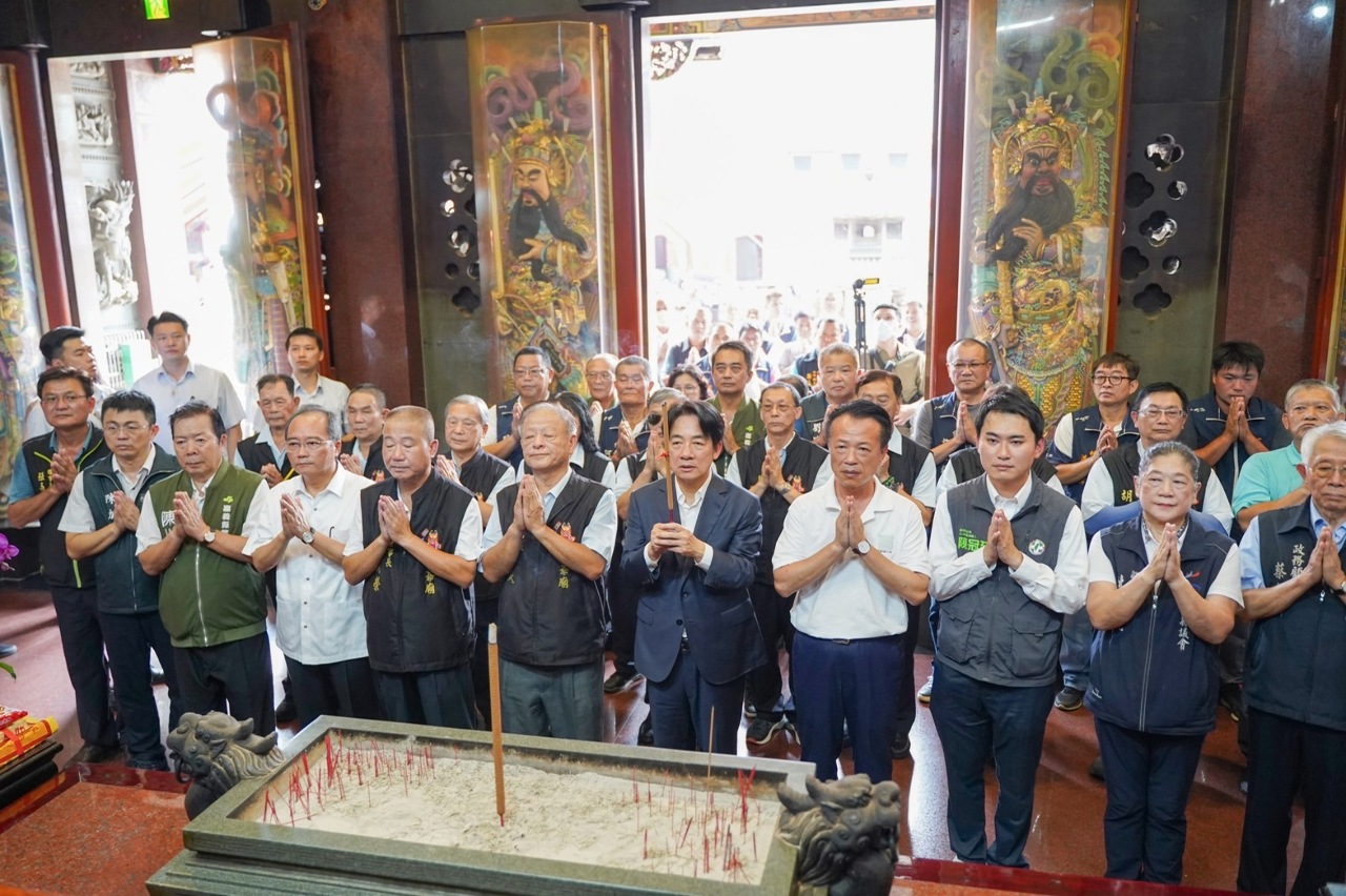 賴清德參香祈願總統立委雙贏 續寫嘉義勝利方程式