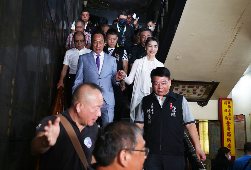郭辦：確保民眾資安 各地連署站點暫緩開放