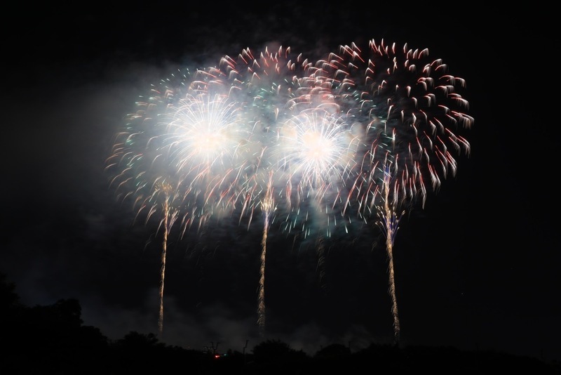 台中國慶焰火試放 1500發點亮中央公園夜空