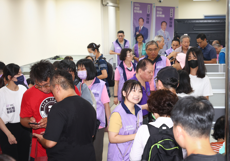 郭台銘再公布10連署點 遍及雙北多個行政區