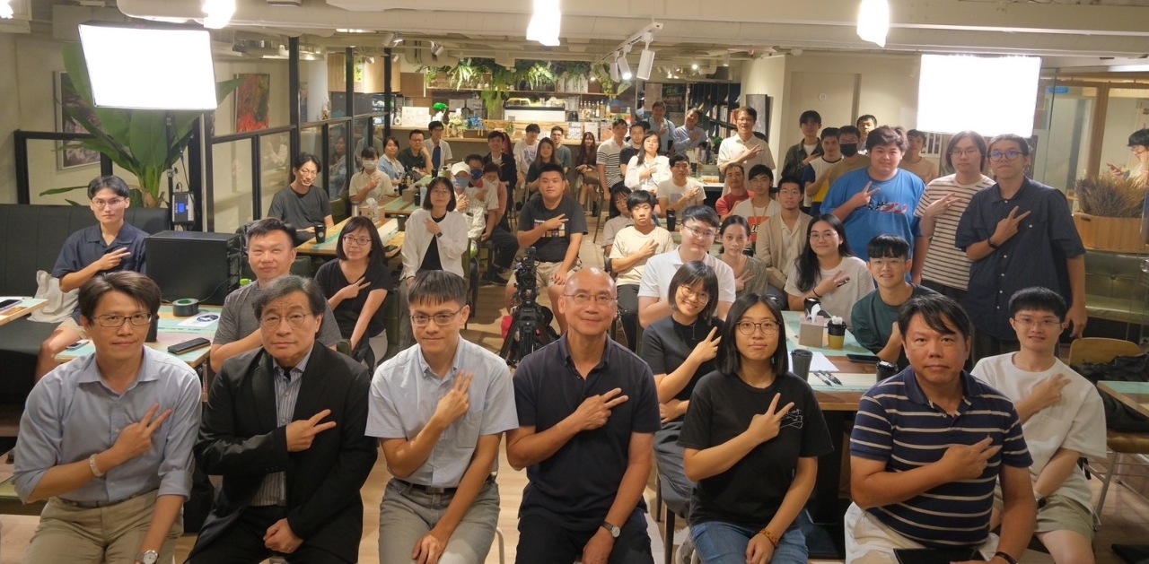 轉型正義非追殺而是責任！以人權民主鏈結世界 專家籲青年從公民社會繼續努力