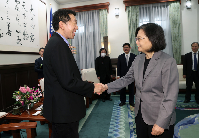 總統：加快AI領域腳步 在國際占一席之地