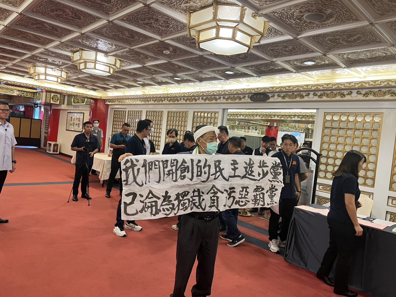 創黨元老抗議貪污惡霸 民進黨：始終保持創黨初衷