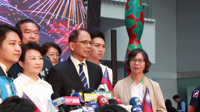 馬英九前總統拒絕參加國慶大典是否前後矛盾？