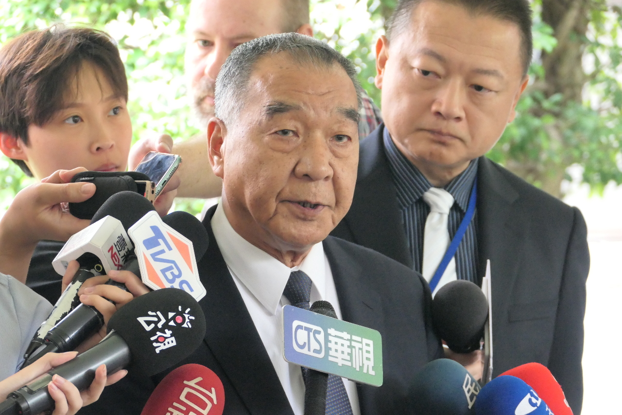 潛艦爭議 邱國正：我絕對相信黃曙光
