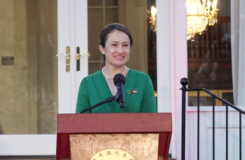 蕭美琴雙重國籍傳言 事實查核中心：2002年已棄美籍