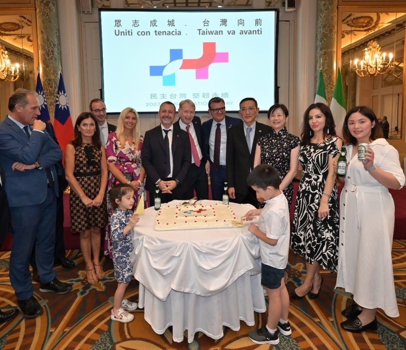 駐義大利代表處攜手台啤 歡度112年國慶