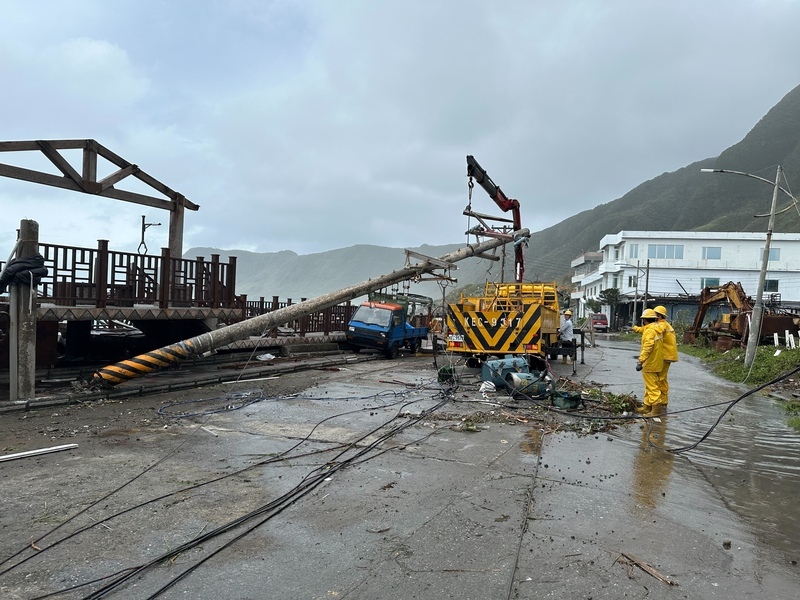 陳建仁：專案評估蘭嶼電纜地下化  確保居民權益