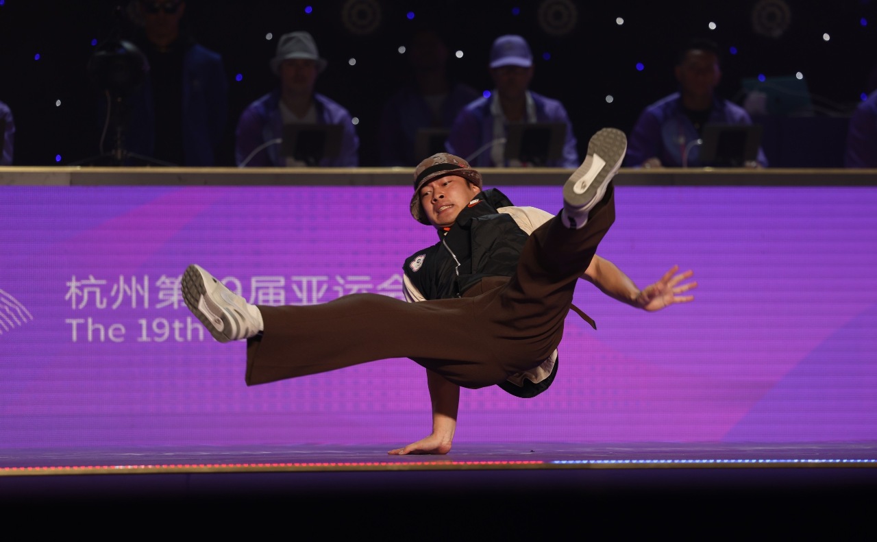 帶腳傷拚霹靂舞巴黎奧運資格 孫振上海站奪第7名