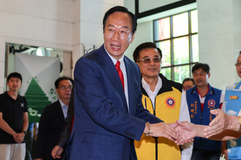 74歲生日慶生 郭台銘許願：2024台灣人民做出正確選擇