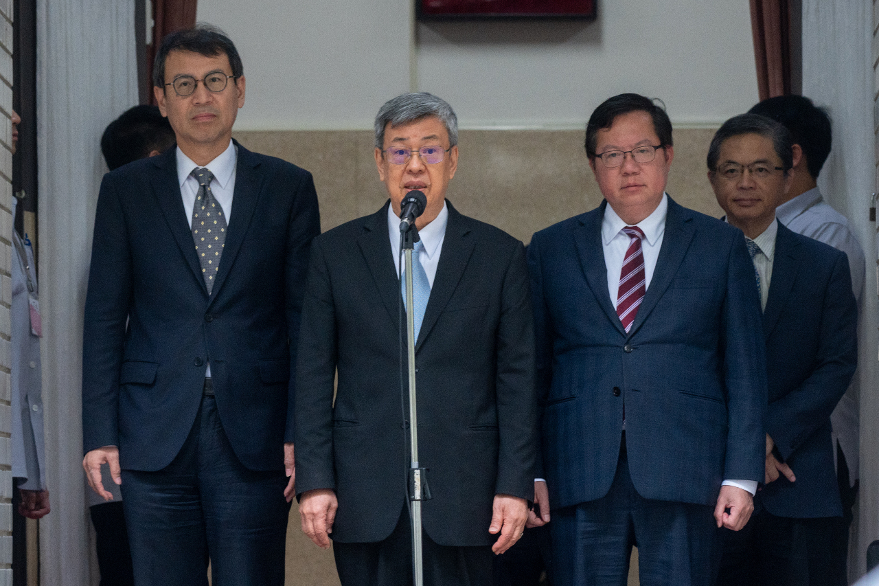 侯批「國家隊」負面 陳建仁：政治人物應以事實論證
