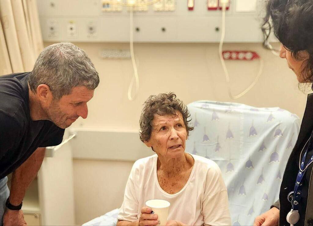 獲釋85歲以人質：被綁時遭毆打 在加薩被囚期間受到良好對待