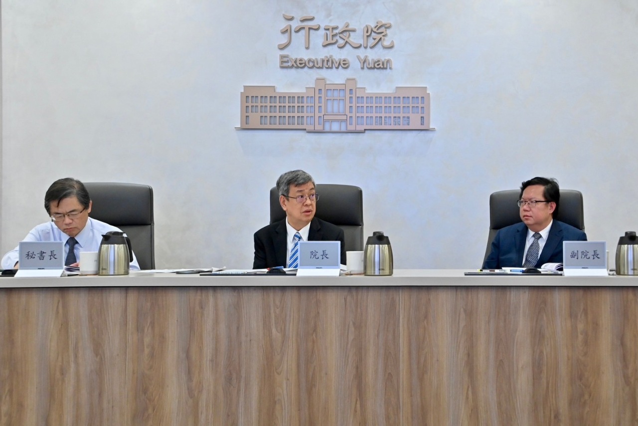 主持食安會報 陳建仁關切進口雞蛋、豬肉標示、氚廢水排放