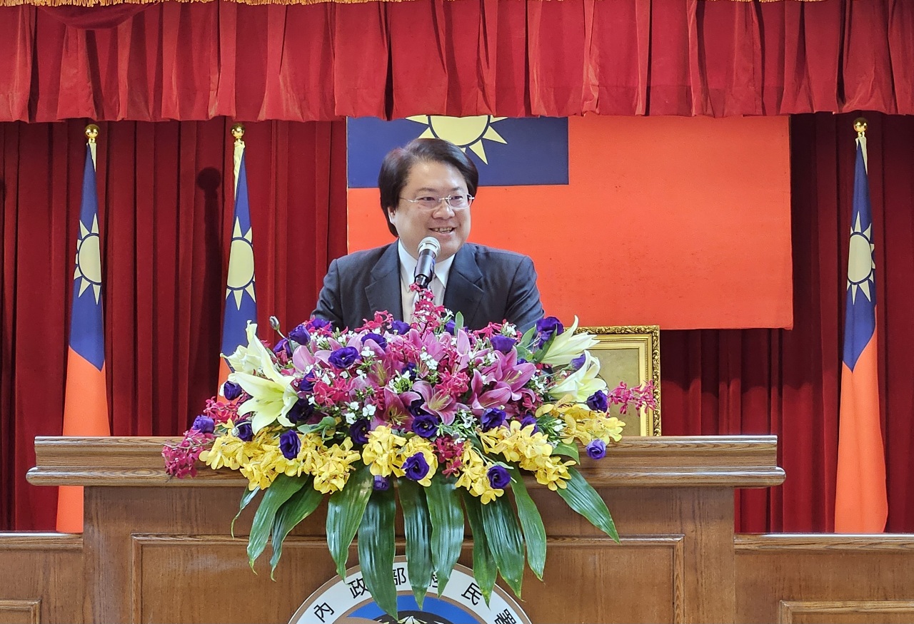 林右昌：增補移民署人力 因應反恐與疫後開放