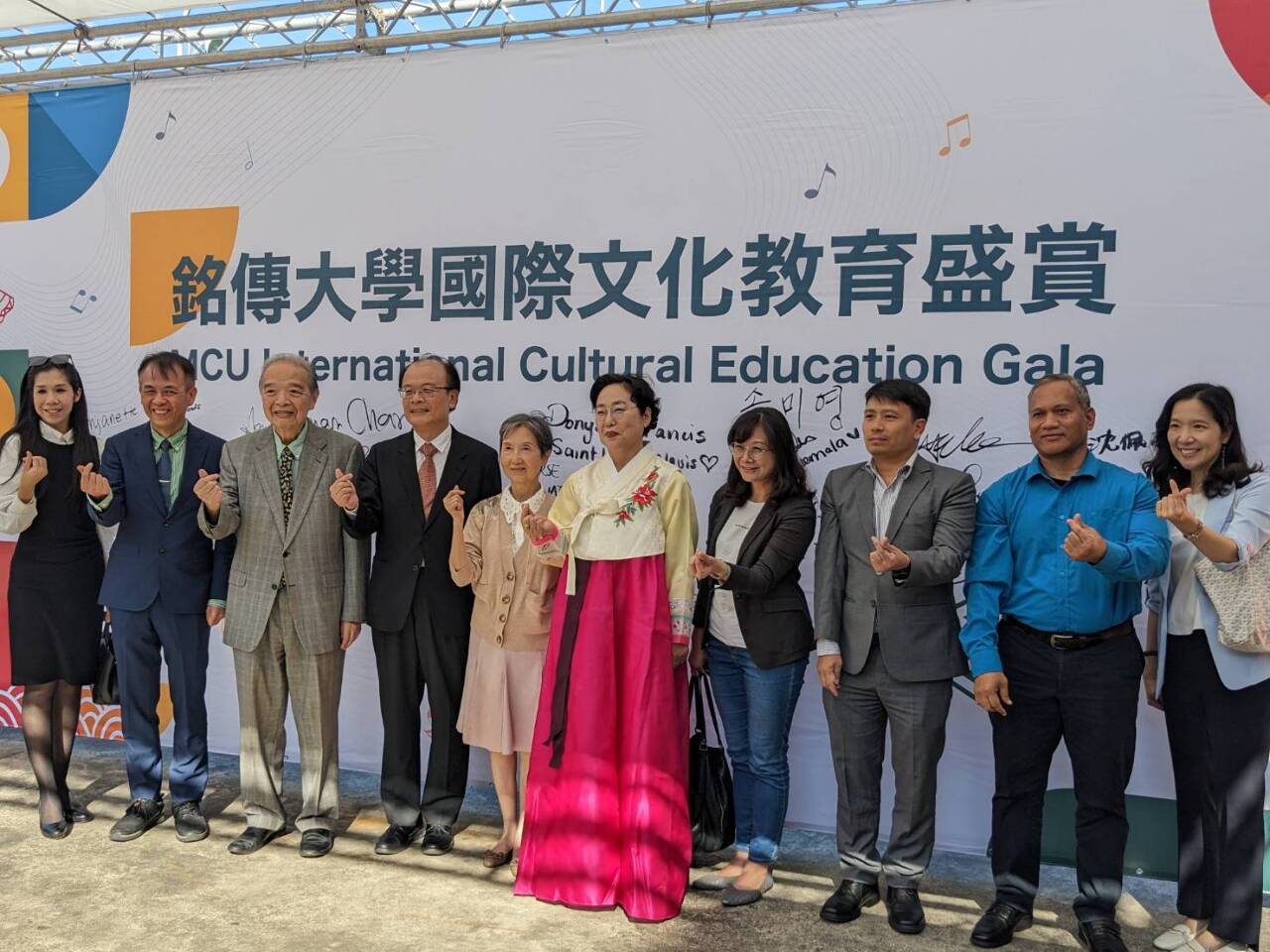 音樂X舞蹈X擺攤 友邦國際學生齊聚銘傳交流文化