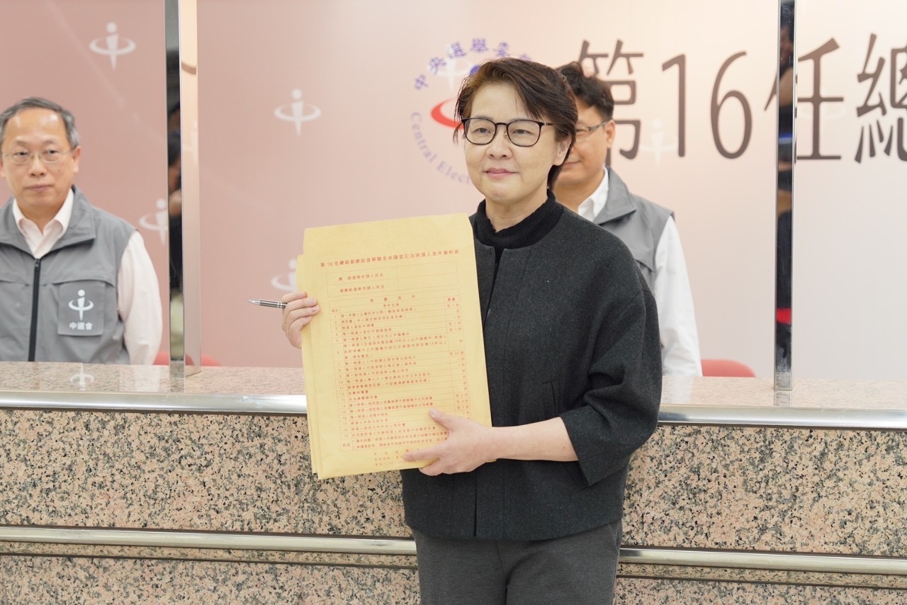 藍白合陷僵局 黃珊珊今代柯文哲領表
