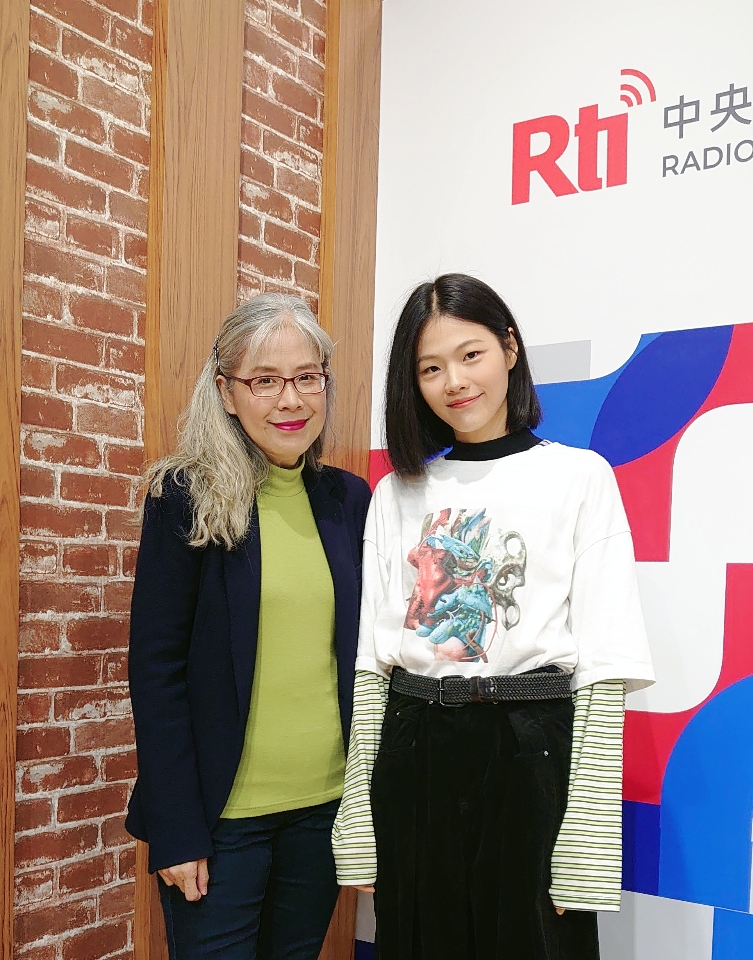 創作歌手、唱片製作、作詞、作曲、編曲、聲音藝術家，柯柯~柯泯薰