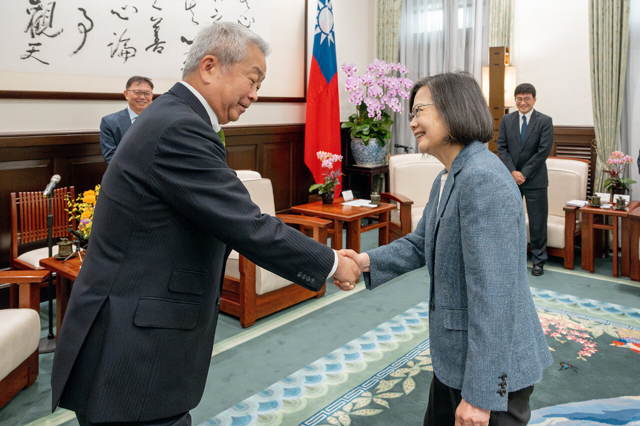 總統接見日本NTT會長 盼台日深化資通訊合作