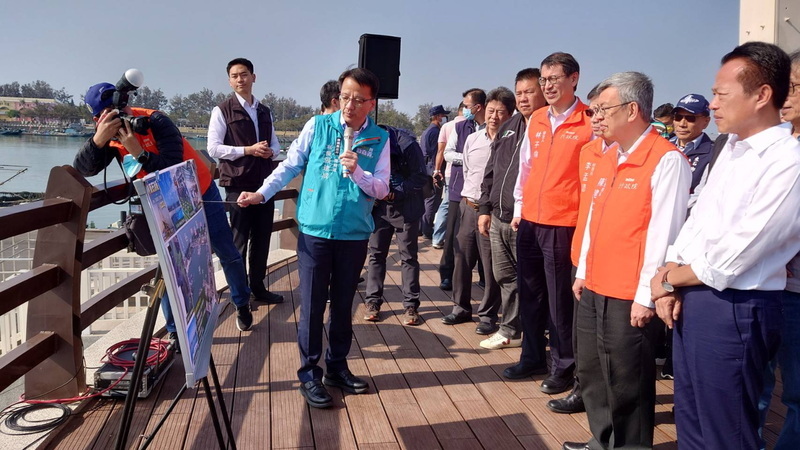視察東石漁港 陳揆肯定：因為前瞻建設閃亮起來