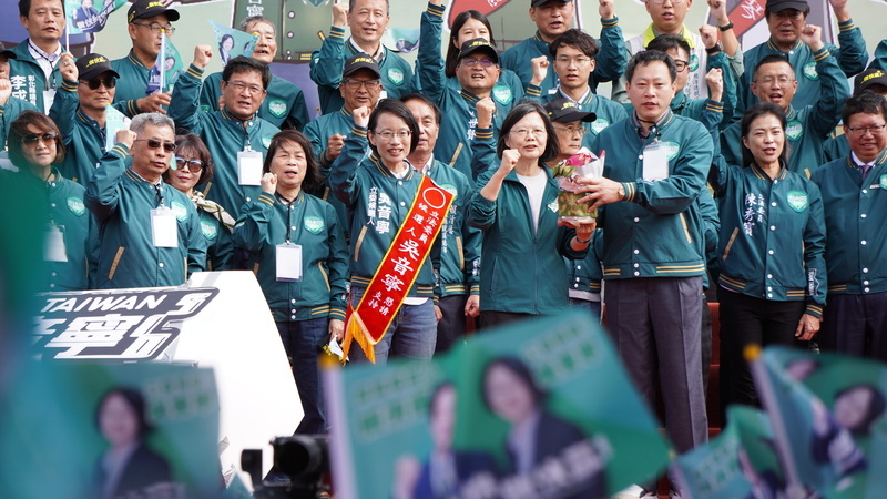 赴彰化為賴蕭配催票 蔡英文：長遠國家規劃有賴人民支持
