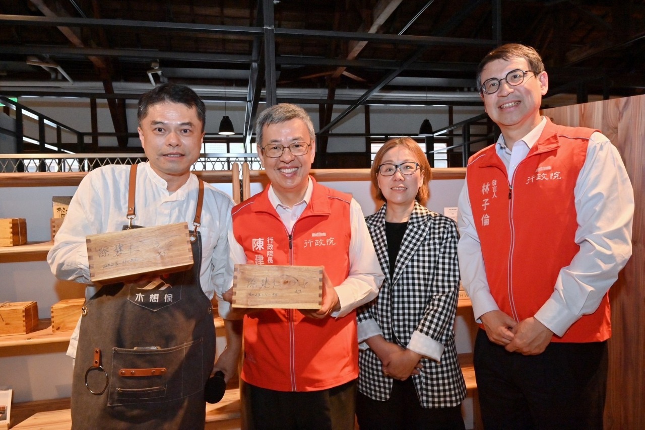 視察花蓮文創園區 陳揆盼東部文化科技接軌國際