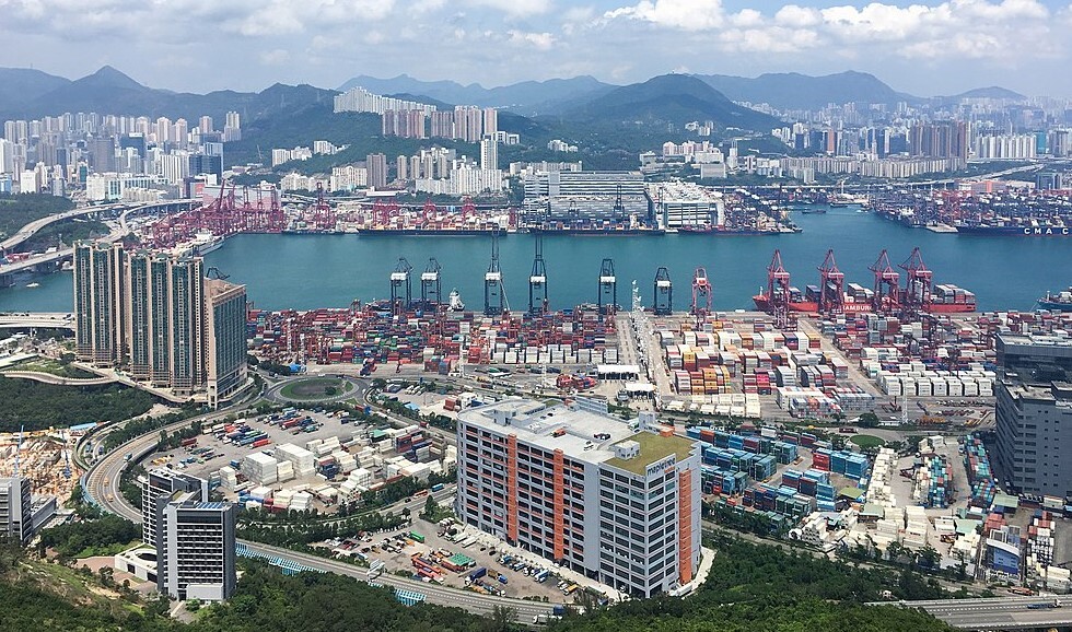 川普嗆對入港中國船收高額費用 香港船東擬將船舶改掛他國國旗