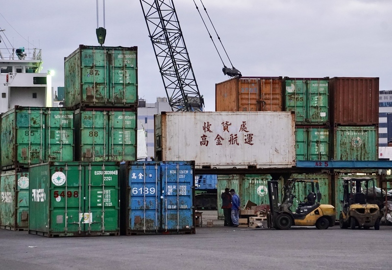 貿易壁壘台股開高走低 法人：多頭行情不變