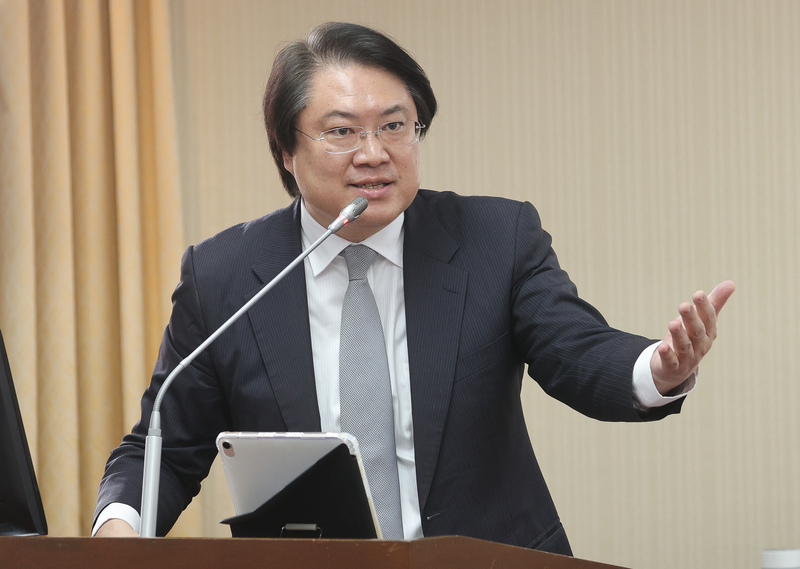 數位身分證喊卡將賠2.8億 林右昌：停損金額已降到最低