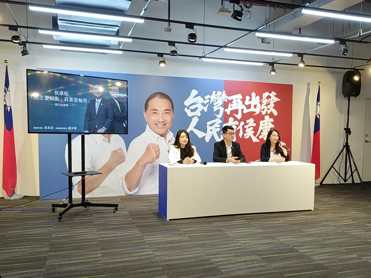 候康配發表新影片 籲民主制衡政黨輪替