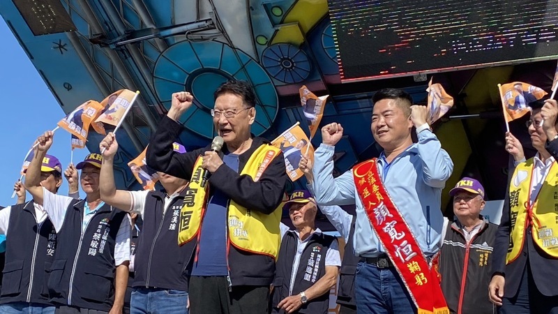 趙少康赴台中助選  盼中央地方合作促繁榮